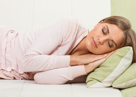 ليلة واحدة من النوم السيئ قد تزيد من خطر إصابتك بمرض الزهايمر