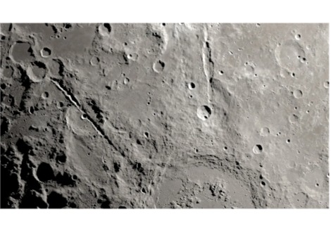 تشكل الواديان الأكبر على القمر في أقل من عشر دقائق